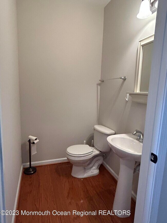 Foto del edificio - 31 Oak Leaf Ln