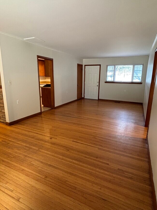Foto del edificio - 852 N Xenophon Ave