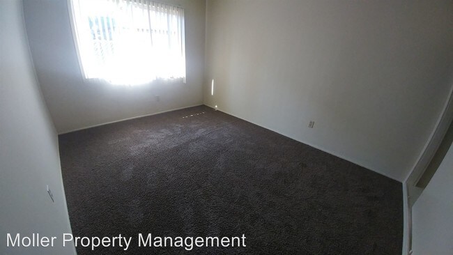 Foto del edificio - 3445-3445 Whistler Ave