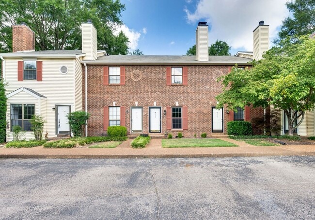 Awesome updated 2BR/1.5BA townhome in Bell... - Awesome updated 2BR/1.5BA townhome in Bell...