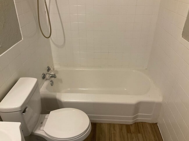 Photo - Complete Remodeled home for rent in great ...