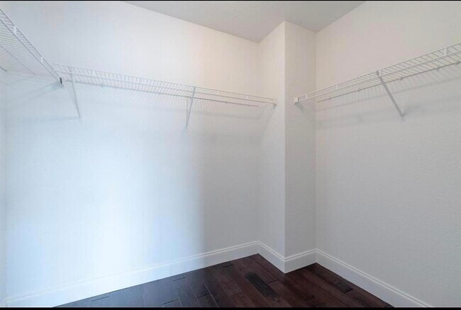 Foto del edificio - 4147 Meade Way