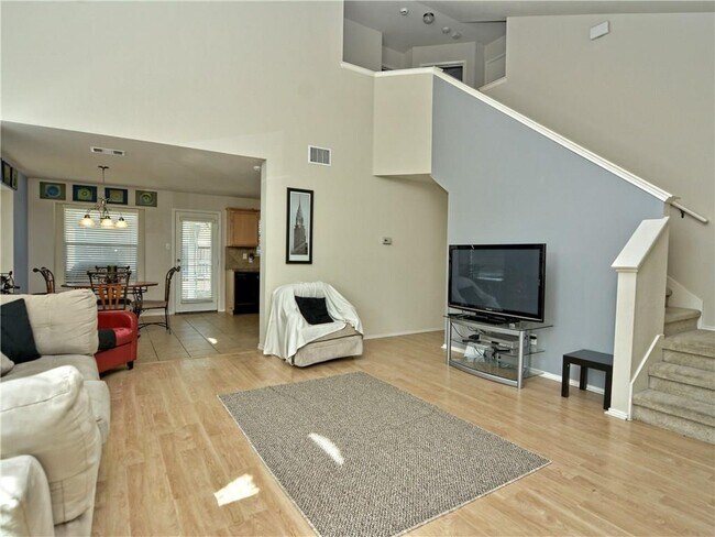 Building Photo - 4100 Whitecrest Cove