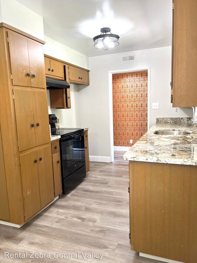 2 br, 2 bath House - 4479 Dorset Street photo'