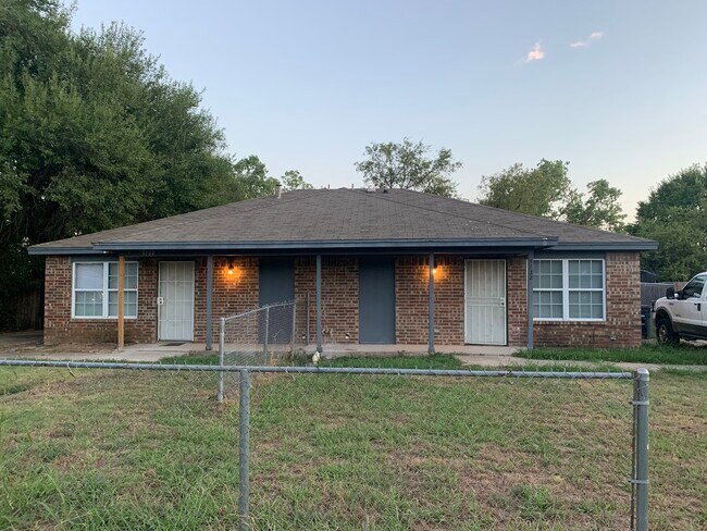 Foto del edificio - 5732 Whittlesey Rd