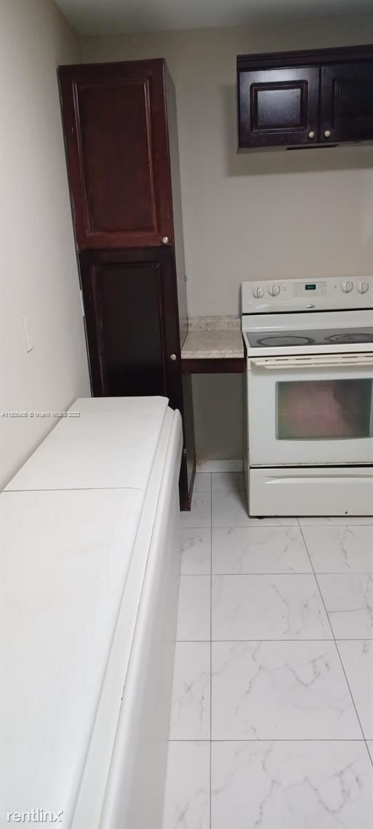 Foto del edificio - 4 br, 2 bath House - 1340 Peri St # A