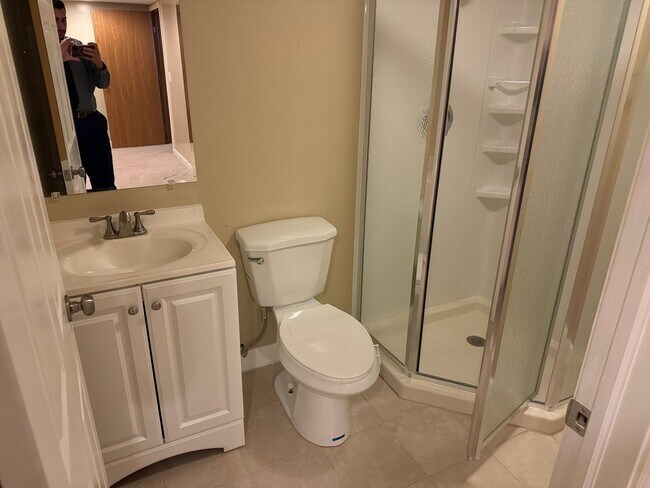 Foto del edificio - 5685 Barney Ln