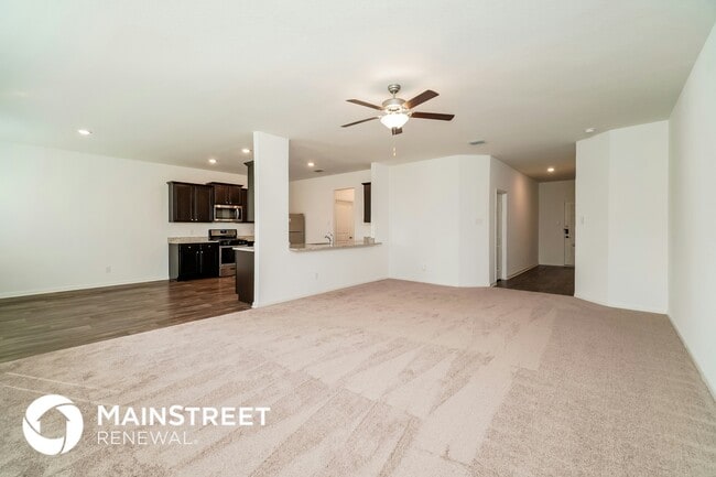 Building Photo - 4219 Trail de Paris