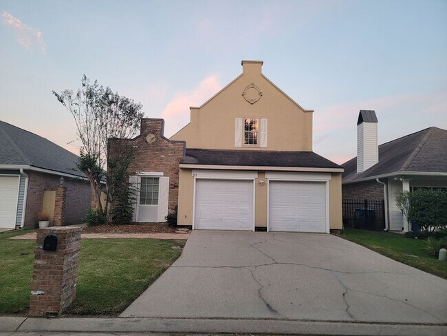 Building Photo - House for rent or sale