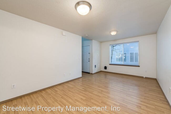 Building Photo - 2 br, 1.5 bath House - 5921 SE 86th Ct