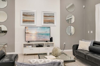 Building Photo - 4140 Oak Tree Dr