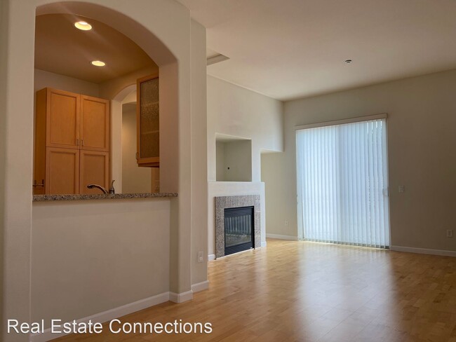 Building Photo - 2 br, 2 bath House - 19999 Stevens Creek B...