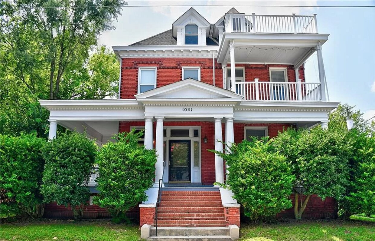 Primary Photo - 1041 Redgate Ave