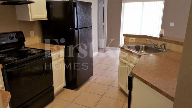 Building Photo - 1164 Schumann Dr