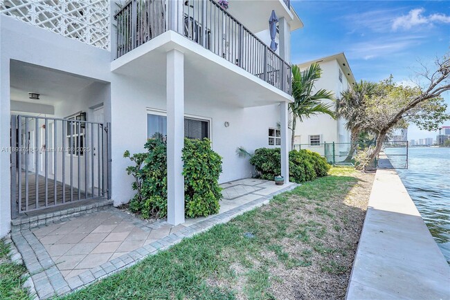 Foto del edificio - 2200 S Ocean Dr