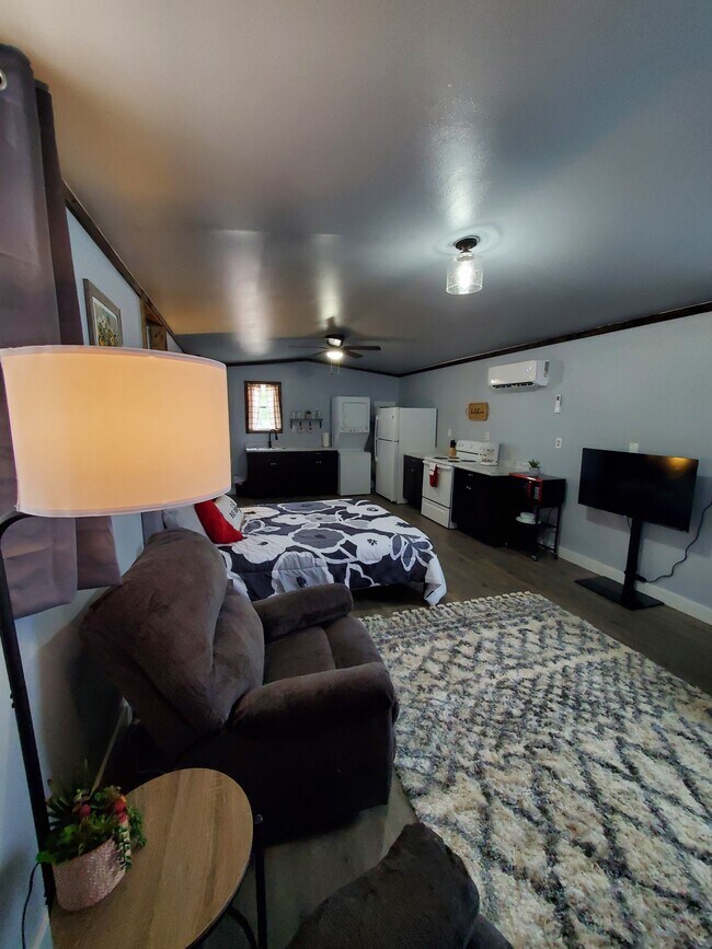 25 Cenizo Cir, Brackettville, TX 78832 House Rental in Brackettville