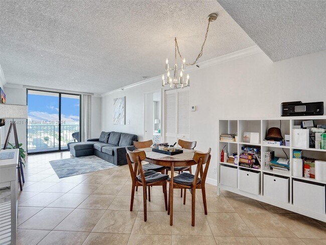 Foto del edificio - 290 174th Street Apt #2104, Sunny Isles Be...