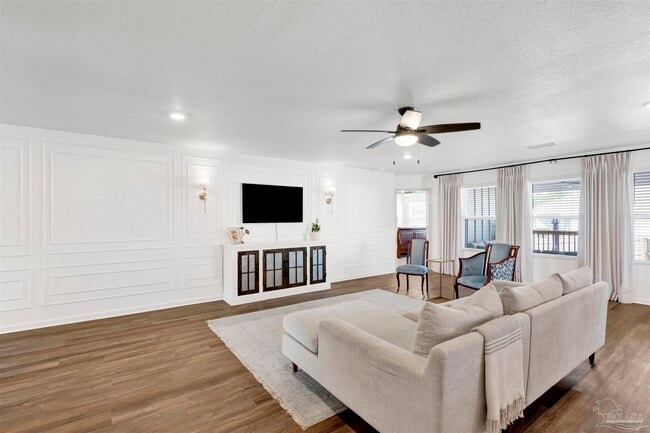 Foto del edificio - 3869 James Stovall St