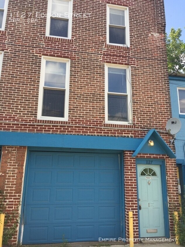 Primary Photo - 1127 Edison St