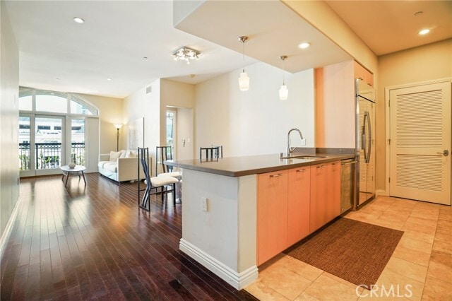 Building Photo - 603 Caruso Ave