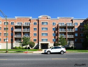 Building Photo - 2919 N Harlem Ave