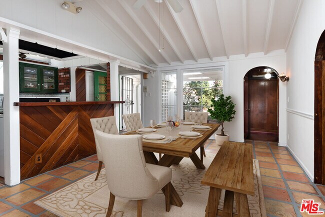 Foto del edificio - 14842 Morrison St