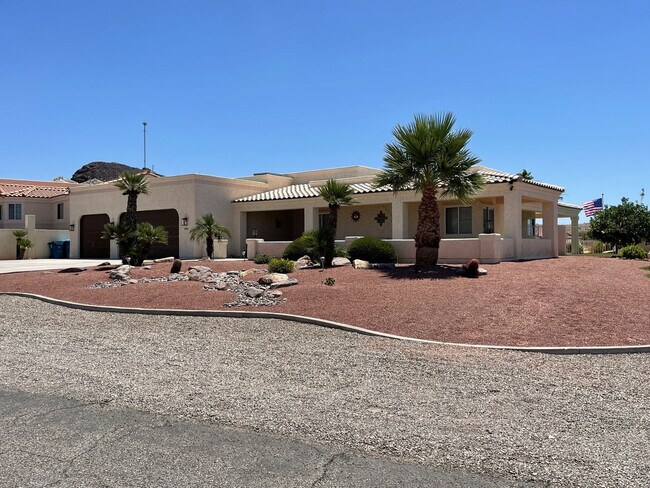 Building Photo - 4060 Tropic Blvd