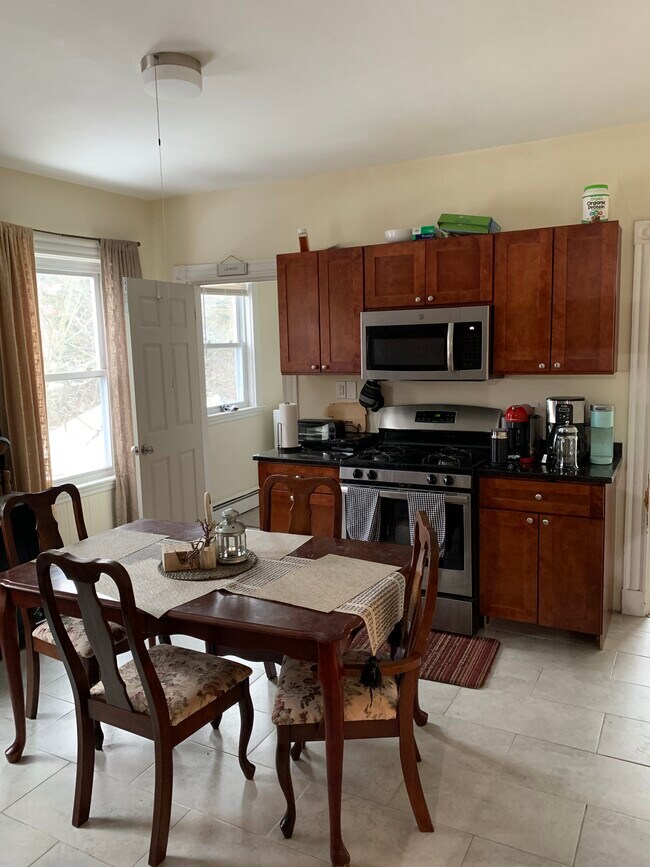 Cocina - 7 Timon Ave