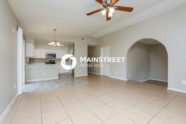 Building Photo - 3 Bedroom Pet-Friendly Home in ORLANDO, FL...