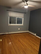 Building Photo - 10-55 Beach 22nd St