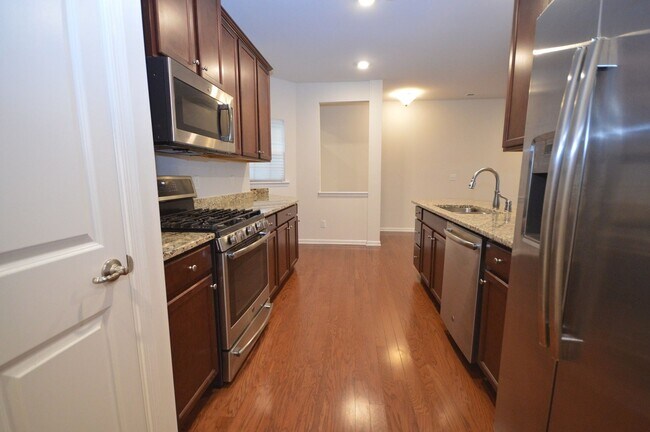Building Photo - 542 Smallwood Drive, Durham, NC - Bev Robe...
