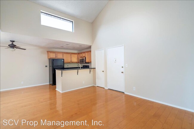 Building Photo - 25019 Peachland Ave
