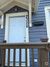 Building Photo - 2326 Lapeyrouse St