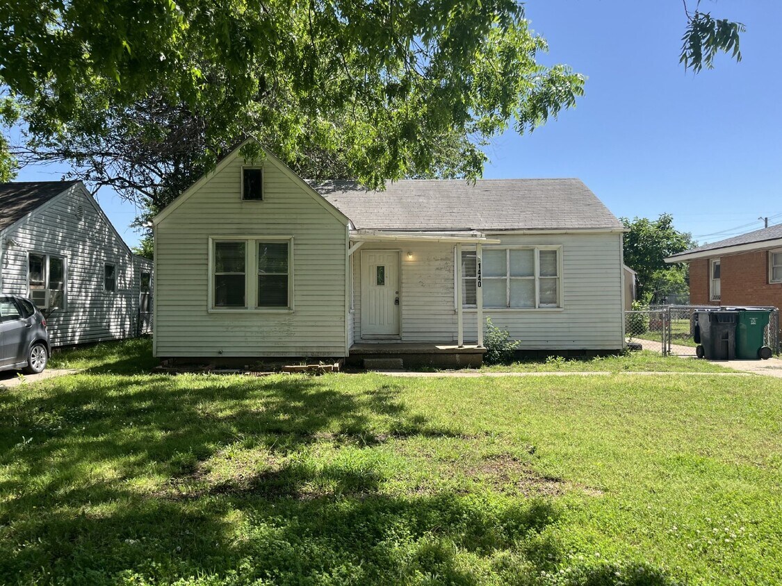 Primary Photo - Move-In Ready 2B/1B in SW OKC