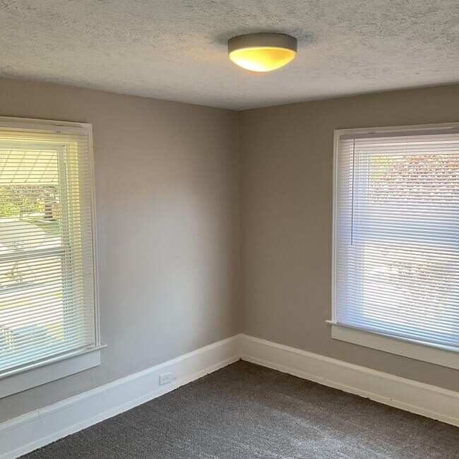 Foto del edificio - 441 Wildwood Ave