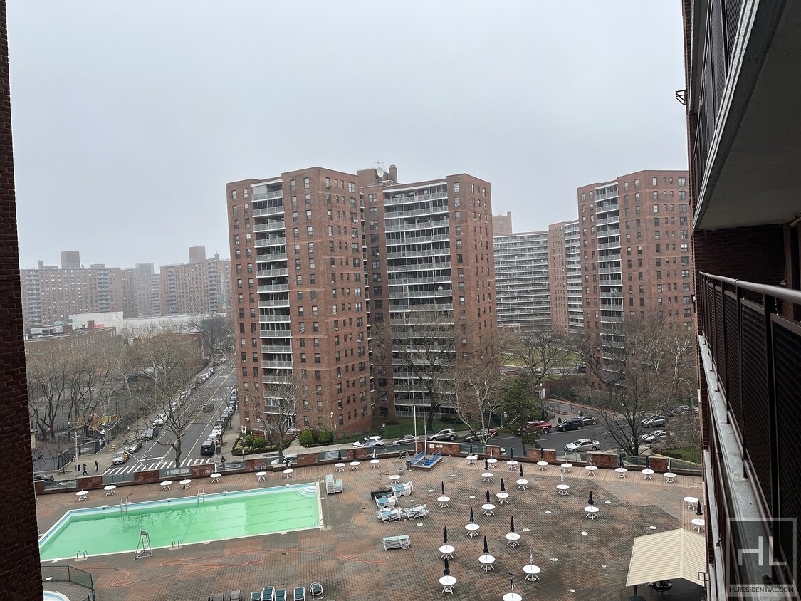 Foto principal - Beautiful One Bedroom in Rego Park, Queens