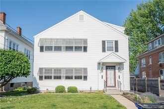 Building Photo - 82 Lancaster Rd