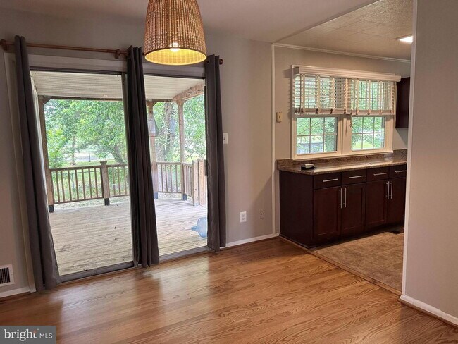 Foto del edificio - Charming Cul-de-Sac Home in a Prime Location