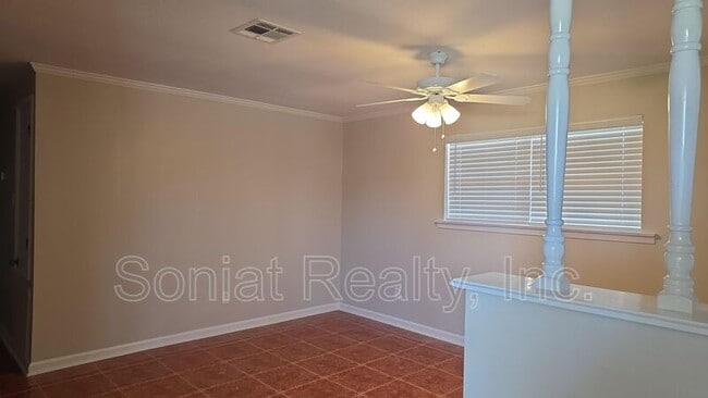 Building Photo - 7840 Wave Dr