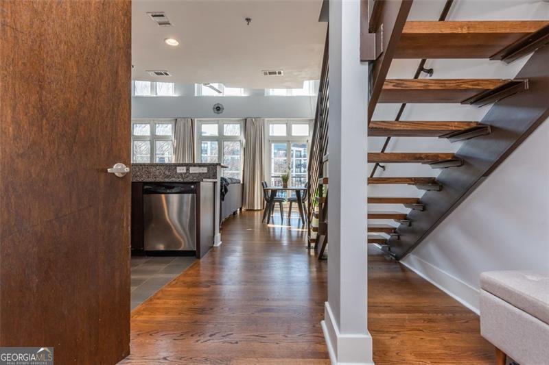 Foto principal - 1211 Caroline St NE