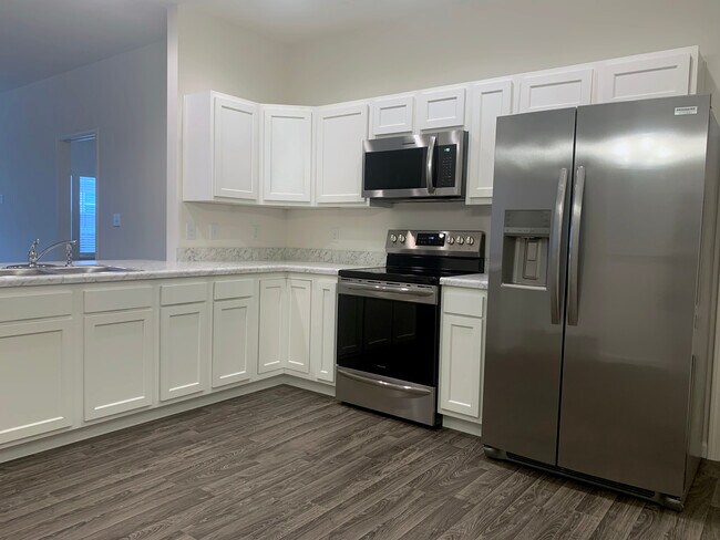 Building Photo - 4738 Peebleshire Ln
