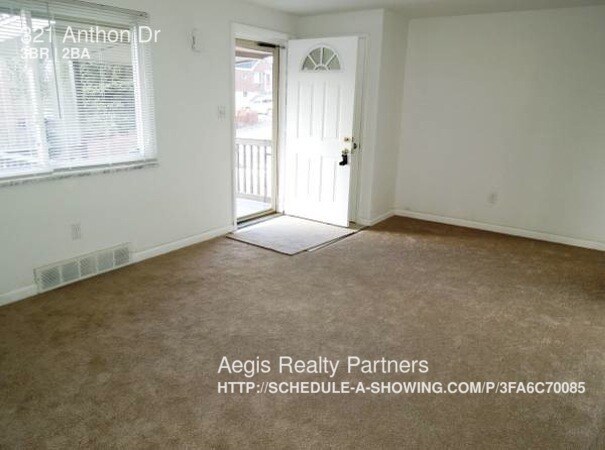 Building Photo - 321 Anthon Dr