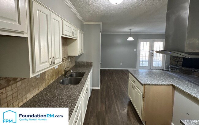 Foto del edificio - 3977 Lacewood Dr