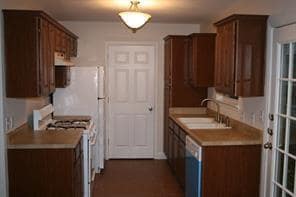 Building Photo - 4803 Duval St