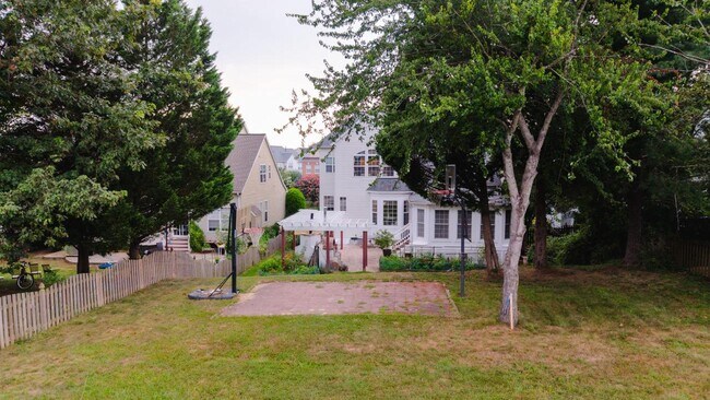 Foto del edificio - 18278 Maple Spring Ct