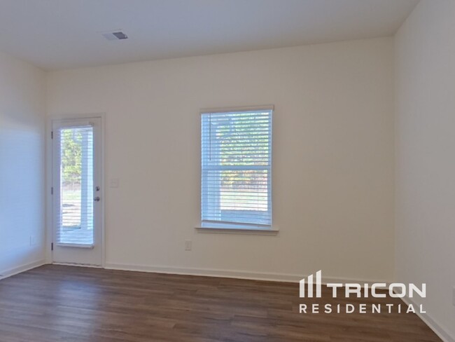 Interior Photo - Tricon Chapel Meadows