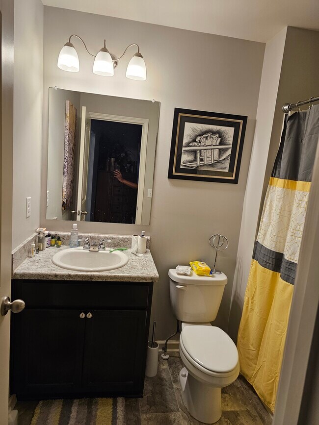 Bathroom 2 - 5640 Union Pointe Dr