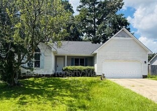 Building Photo - 1222 Skyline Dr