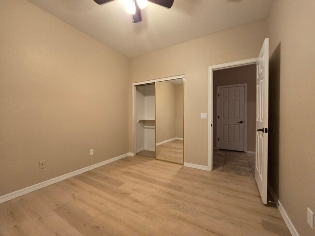 Building Photo - 15649 W Supai Dr