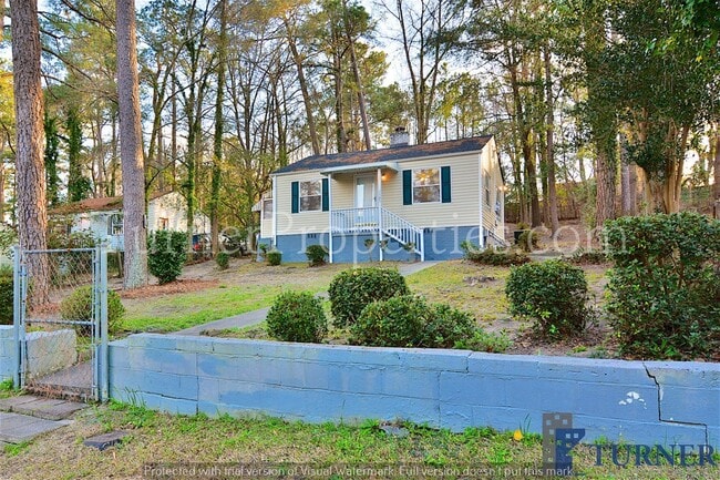 Building Photo - 1545 Lilly Ave, Columbia, SC 29204